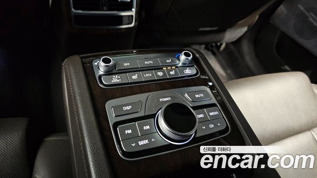 Kia K9 2019 — photo 19
