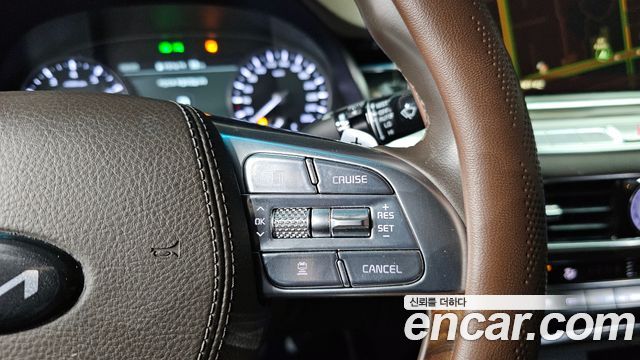 Kia K9 2019 — photo 20