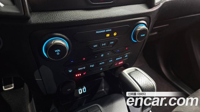 Ford Ranger 2022 — photo 17