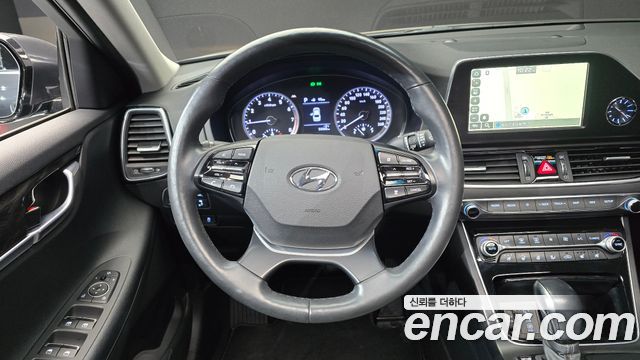 Hyundai Grandeur 2019 — photo 13