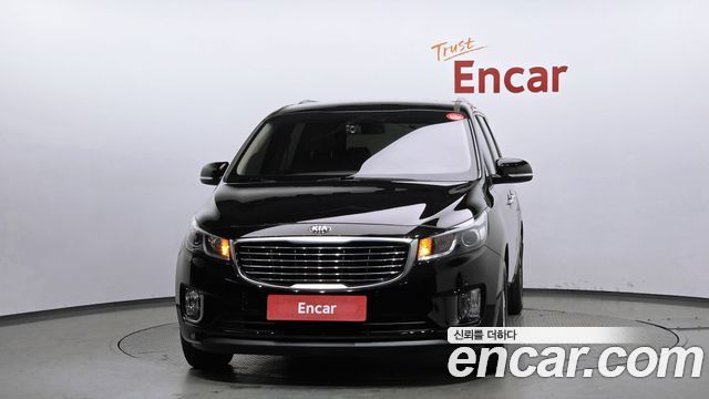Kia Canival 2018 — photo 3