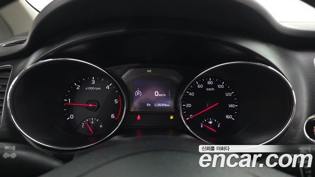 Kia Canival 2018 — photo 8