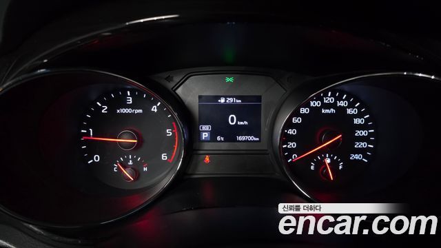 Kia Canival 2019 — photo 8