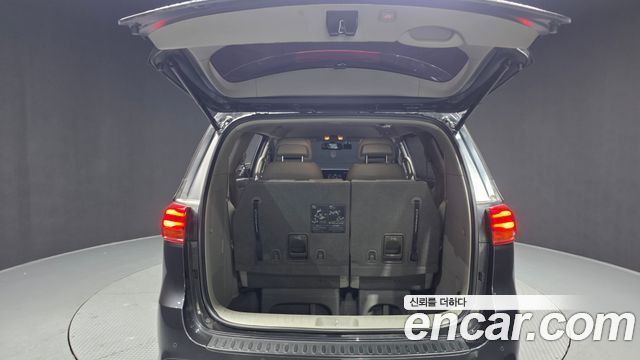Kia Canival 2019 — photo 20