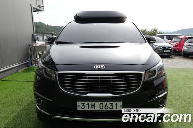 Kia Canival 2016 — photo 1