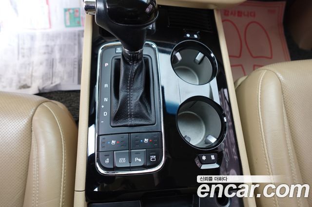 Kia Canival 2016 — photo 5