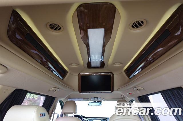 Kia Canival 2016 — photo 16