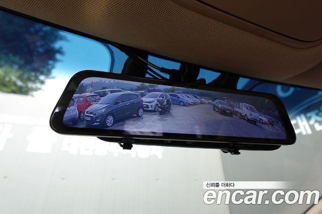 Kia Canival 2016 — photo 18