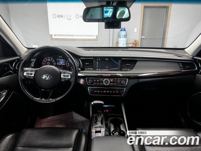 Kia K7 2018 — photo 7