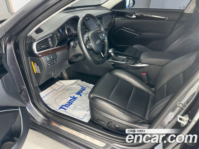 Kia K7 2018 — photo 10