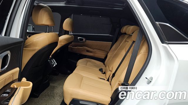 Kia Sorento 2023 — photo 12