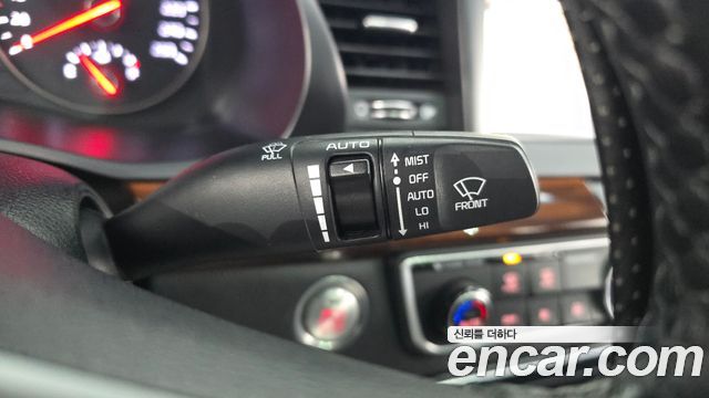 Kia K7 2017 — photo 17