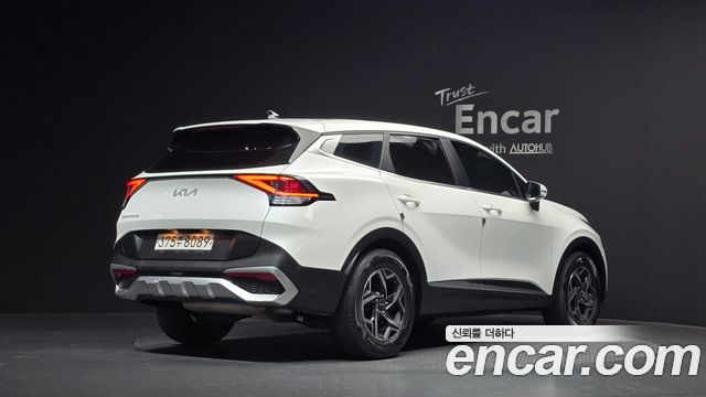 Kia Sportage 2022 — photo 2