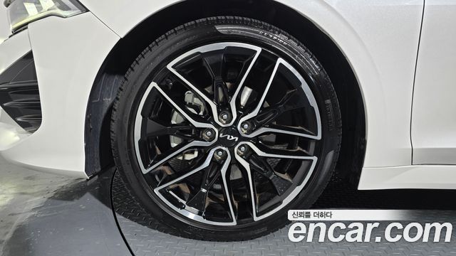 Kia K5 2022 — photo 20