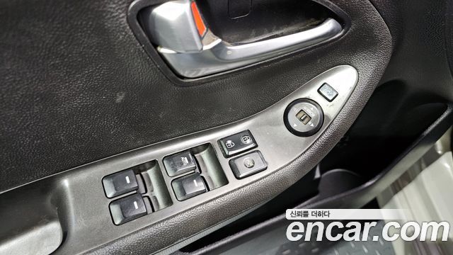 Kia morning 2012 — photo 17