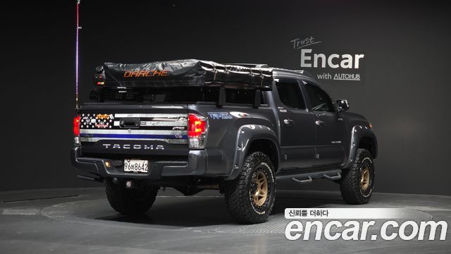 Toyota Tacoma 2016 — photo 2