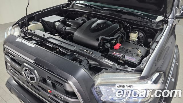 Toyota Tacoma 2016 — photo 6