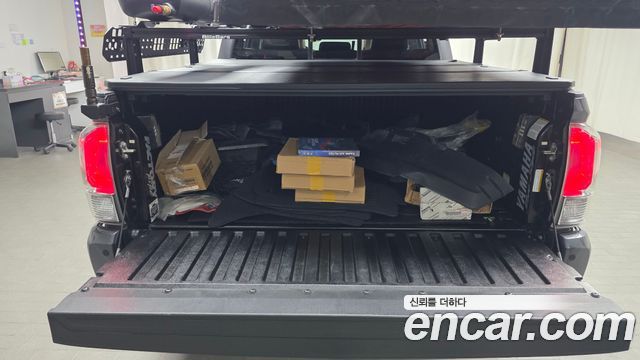 Toyota Tacoma 2016 — photo 20