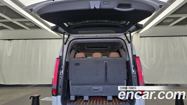 Hyundai Staria 2023 — photo 20