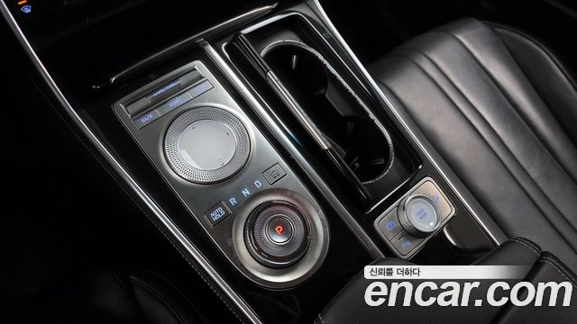 Genesis GV80 2020 — photo 9