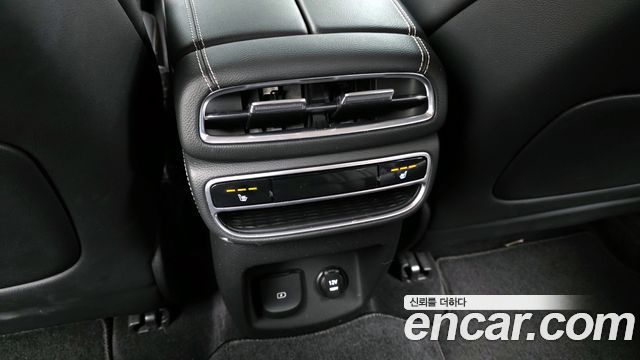 Genesis GV80 2020 — photo 19