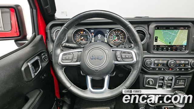 Jeep Wrangler 2021 — photo 13