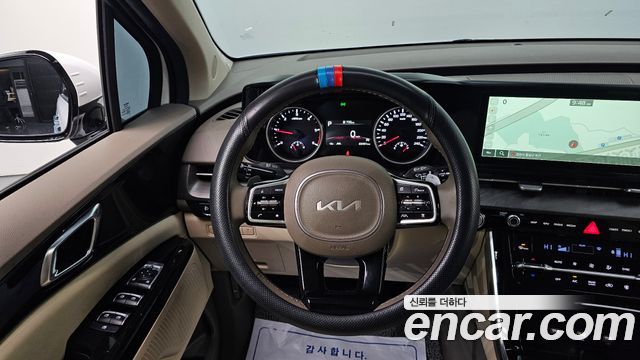 Kia Canival 2023 — photo 14