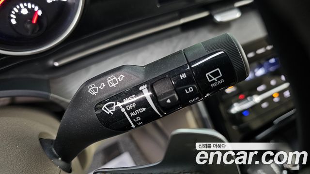Kia Canival 2023 — photo 15