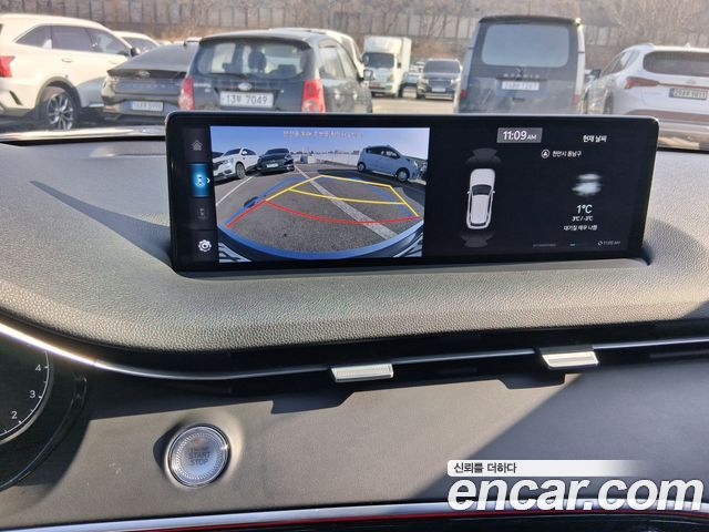 Genesis GV70 2021 — photo 15