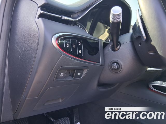 Genesis GV70 2021 — photo 16