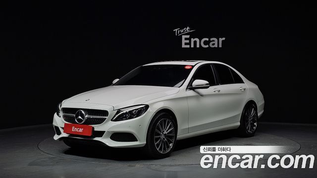 Mercedes-Benz C-Class 2017 — photo 1