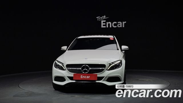 Mercedes-Benz C-Class 2017 — photo 3
