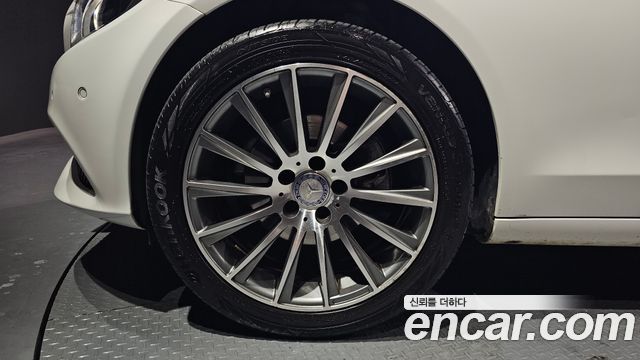 Mercedes-Benz C-Class 2017 — photo 5
