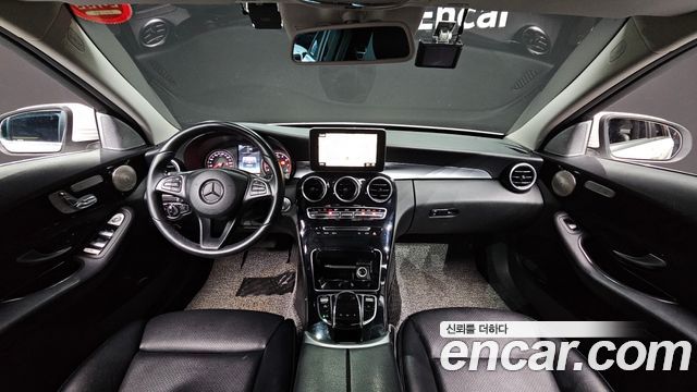 Mercedes-Benz C-Class 2017 — photo 7