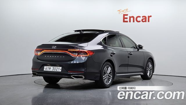 Hyundai Grandeur 2018 — photo 2