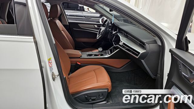 Audi A6 2023 — photo 11