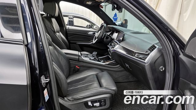 BMW X7 2019 — photo 11