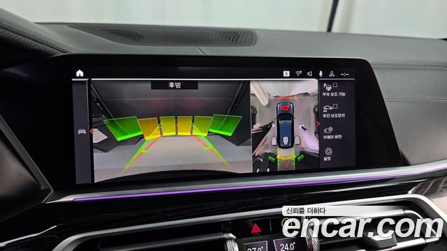 BMW X7 2019 — photo 16