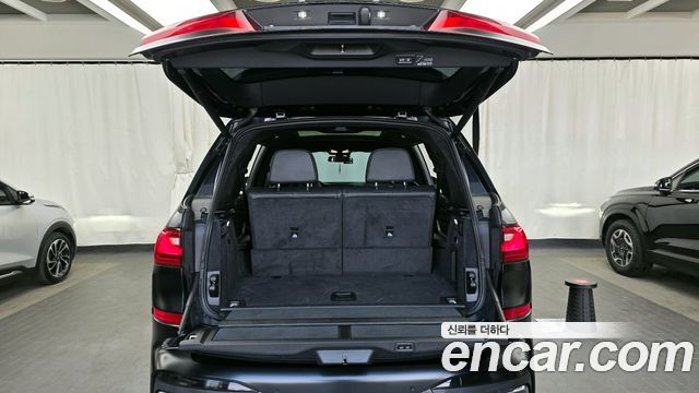 BMW X7 2019 — photo 20