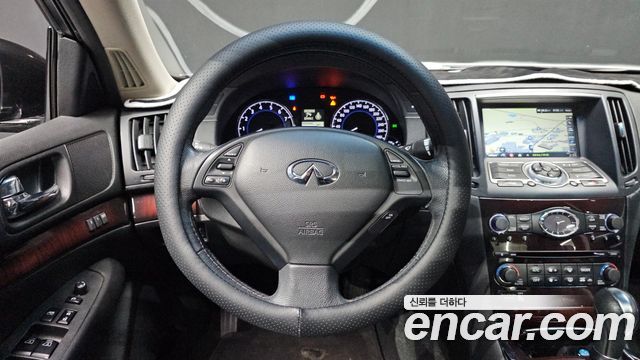 Infiniti G 2011 — photo 14
