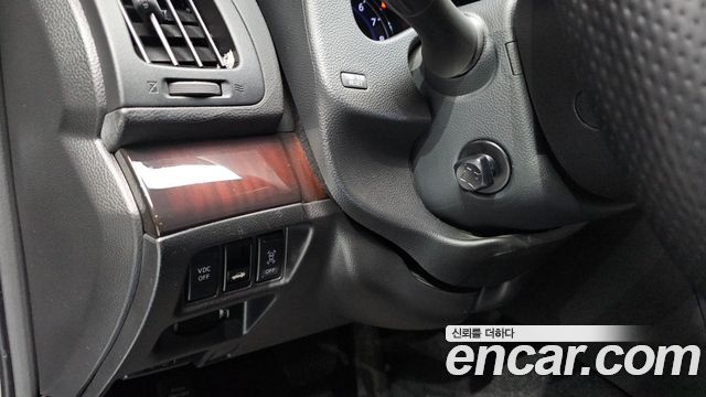 Infiniti G 2011 — photo 17