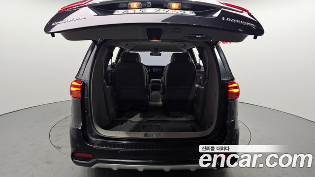 Kia Canival 2019 — photo 20