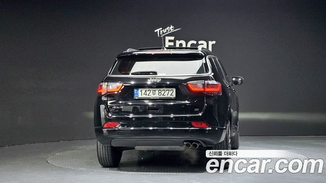 Jeep Compass 2022 — photo 4