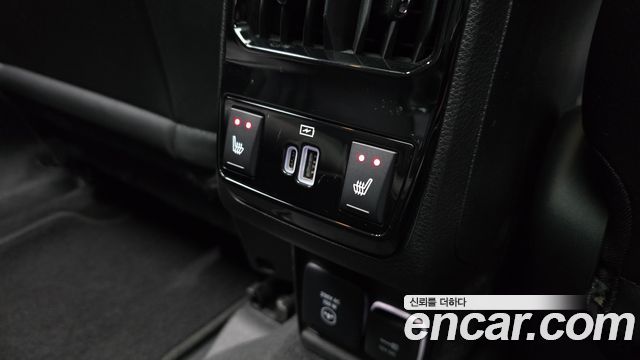 Jeep Compass 2022 — photo 18