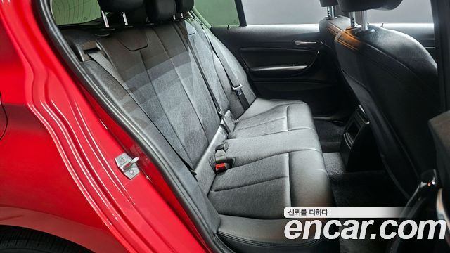 BMW 1-Series 2015 — photo 12