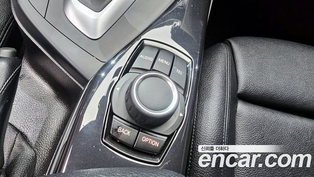 BMW 1-Series 2015 — photo 18