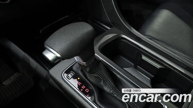 Kia K5 2017 — photo 9