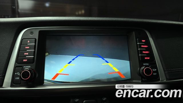 Kia K5 2017 — photo 14