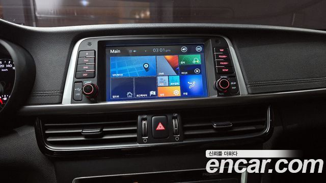 Kia K5 2017 — photo 15