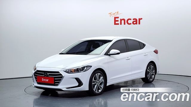 Hyundai AVANTE 2017 — photo 1